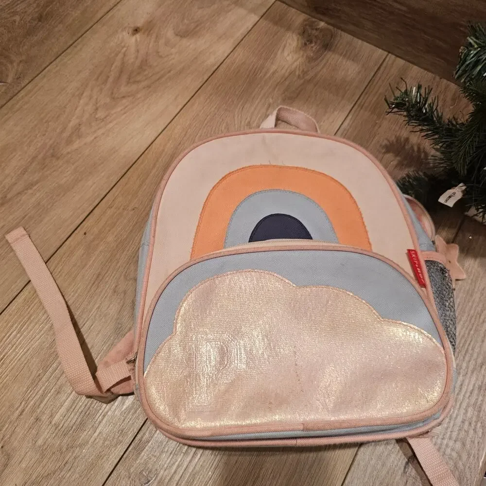 Hop Skip backpack 5×5